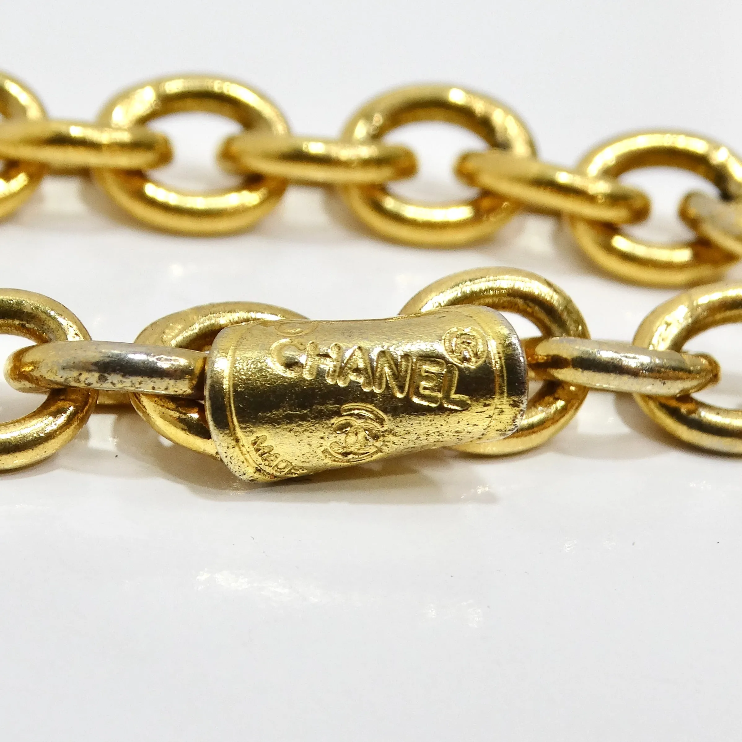 Chanel 1980s Gold Tone Flap Bag Necklace