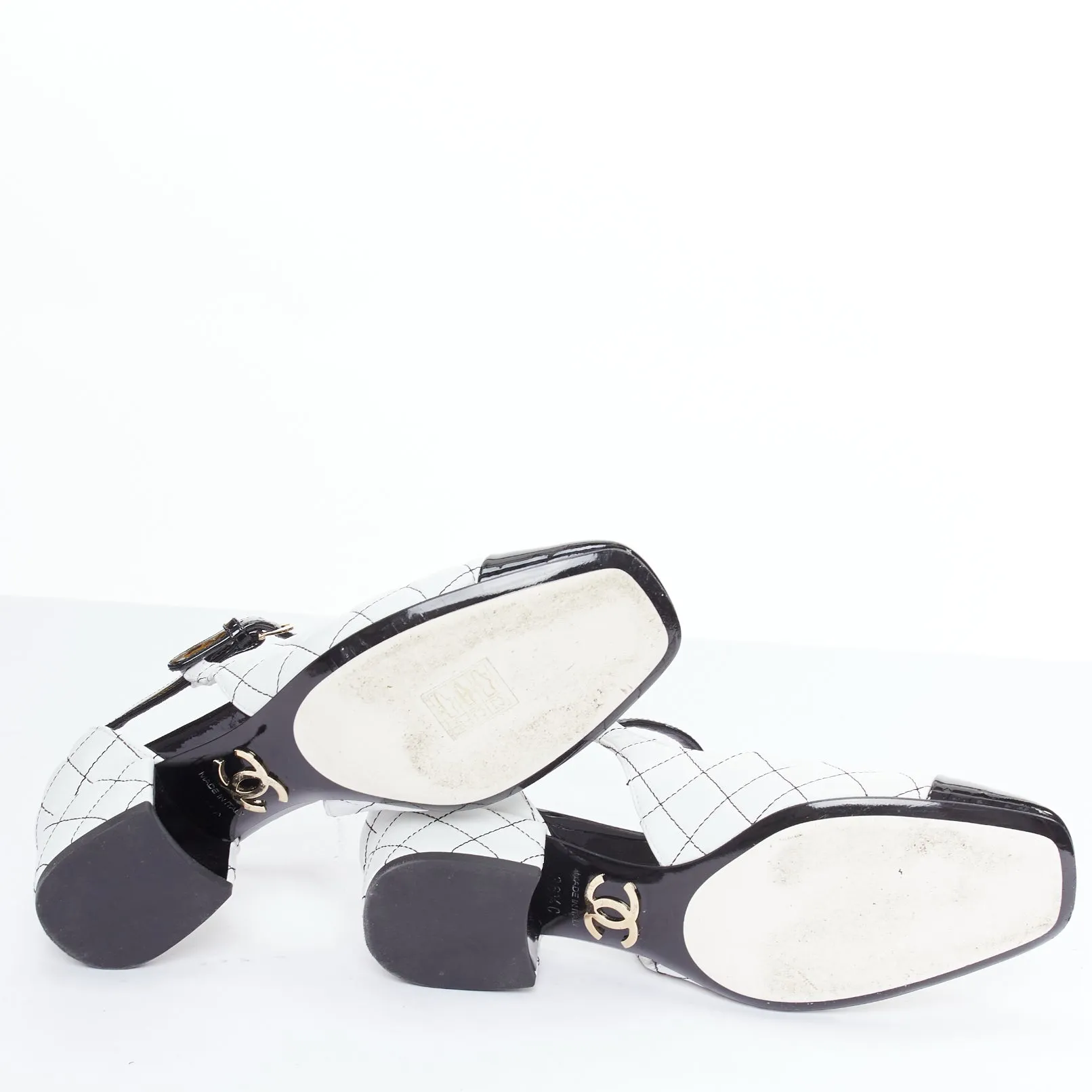 CHANEL 2022 black white quilted topstitch patent cap toe maryjane heels EU36.5