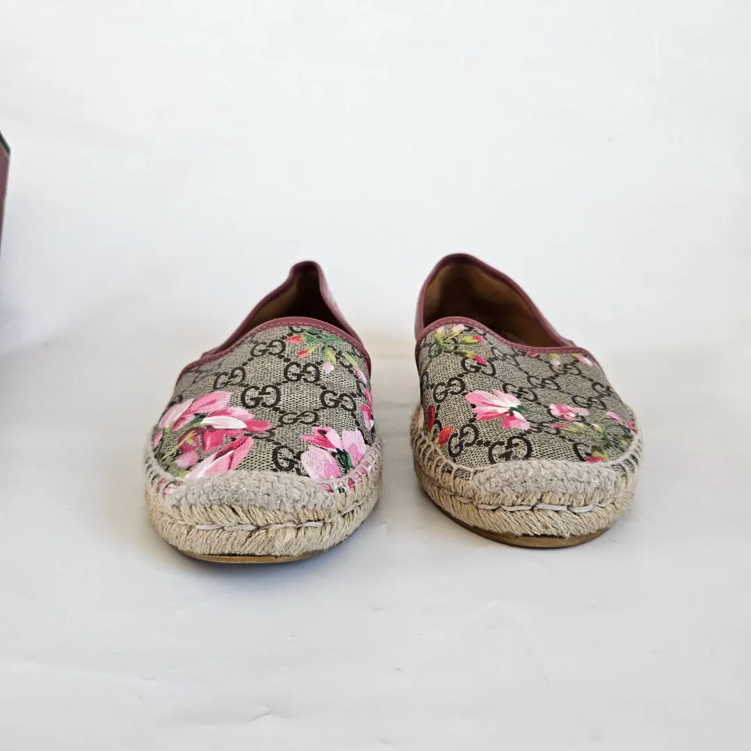 Gucci Beige/Brown GG Supreme Bloom Canvas Espadrille Flats, 38.5