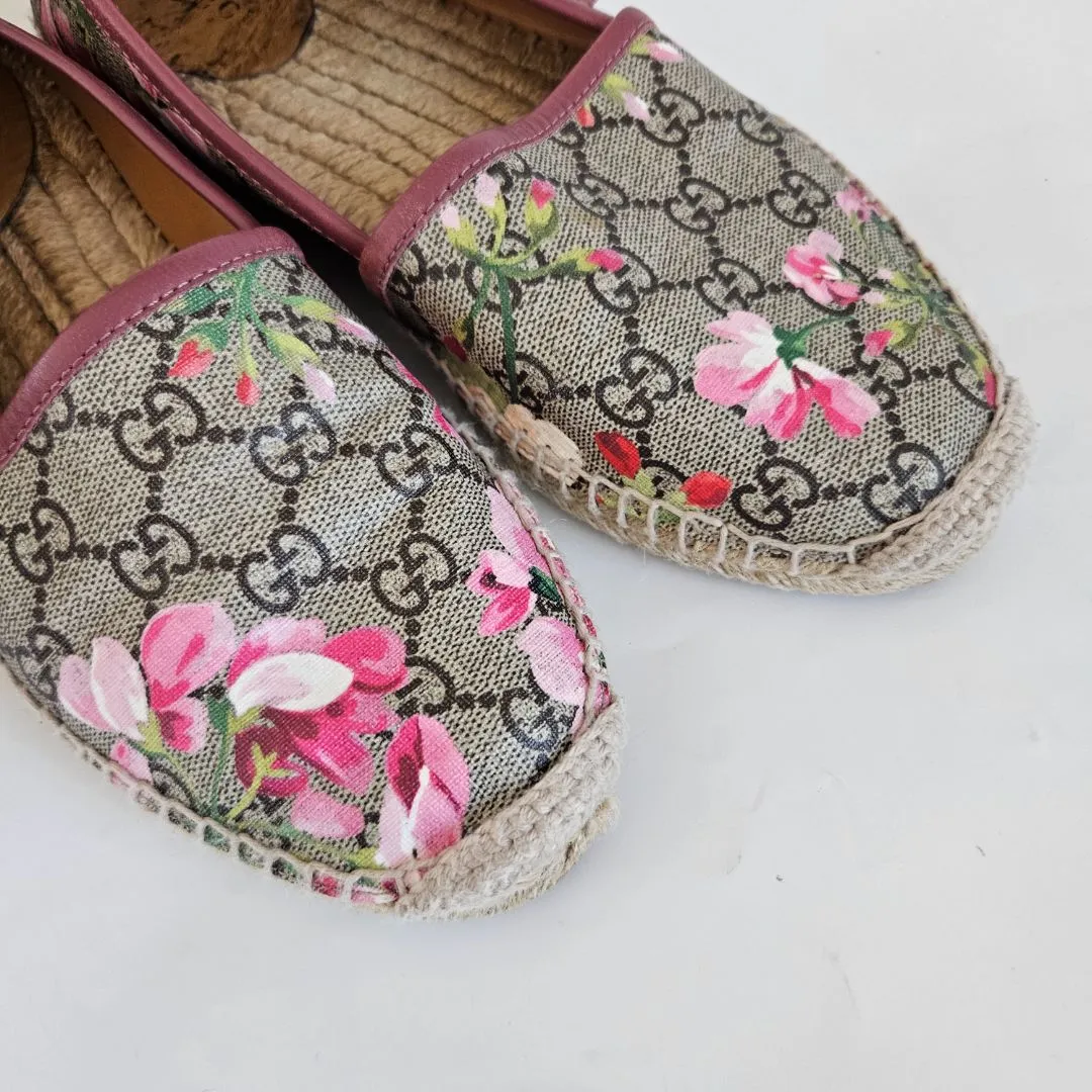 Gucci Beige/Brown GG Supreme Bloom Canvas Espadrille Flats, 38.5